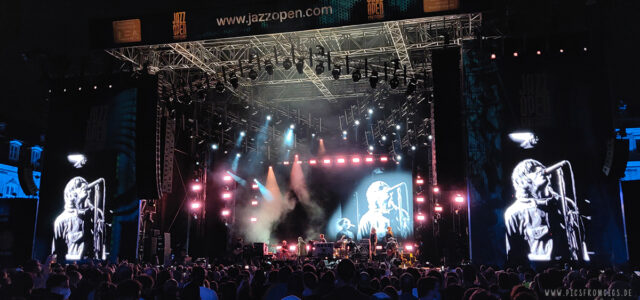 Liam Gallagher und Imelda May bei den Jazz Open 2021 in Stuttgart.