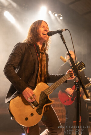 Blackberry Smoke - 08.03.2023 LKA-Longhorn Porsche-Arena Stuttgart
