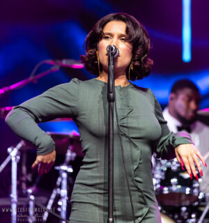 Raye beim SWR3 New Pop Festival 2023